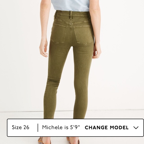 9" Mid-Rise Skinny Crop Jeans: Garment-Dyed Button-Front Edition - Picture 6 of 6